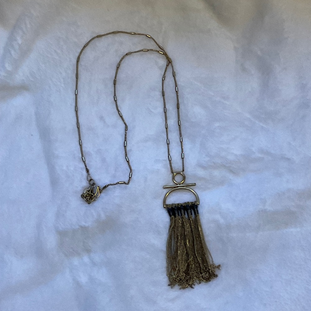 Stella And Dot Gold Tone Cable Chain Tassle Pendant 30" Inch Necklace - Picture 2 of 5